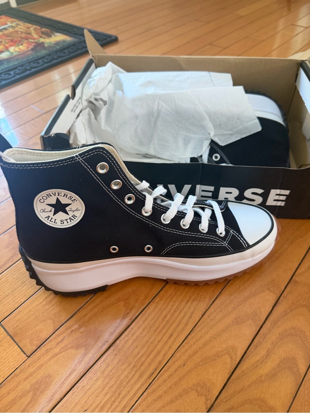 Converse Black and White High-Top Platform Sneakers Mens 10 new